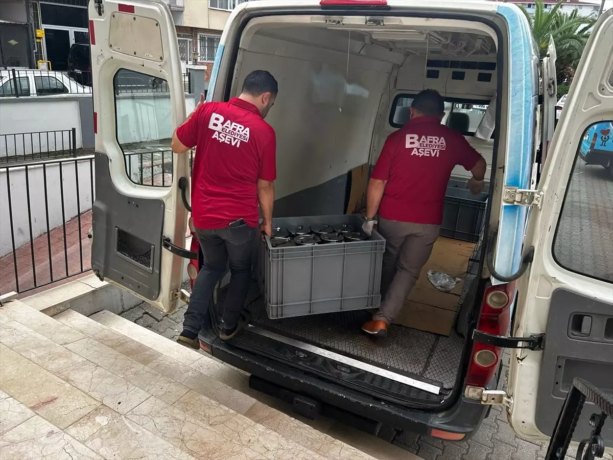 bafrada ihtiyac sahiplerine sicak yemek destegi 4zqsmzeN