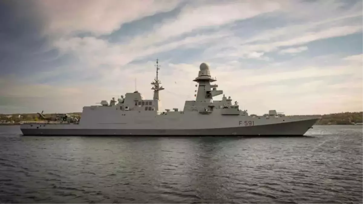 guney kore siniri gecen kuzeyin gemisine uyari atesi acti mE4zk29f