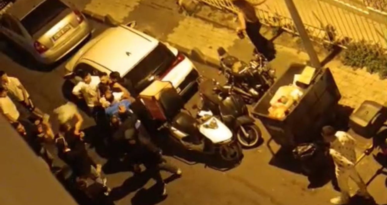 sislide sunnet dugununde kavga meydan savasina dondu mahalleli sokaga dokuldu BqCLS3I9