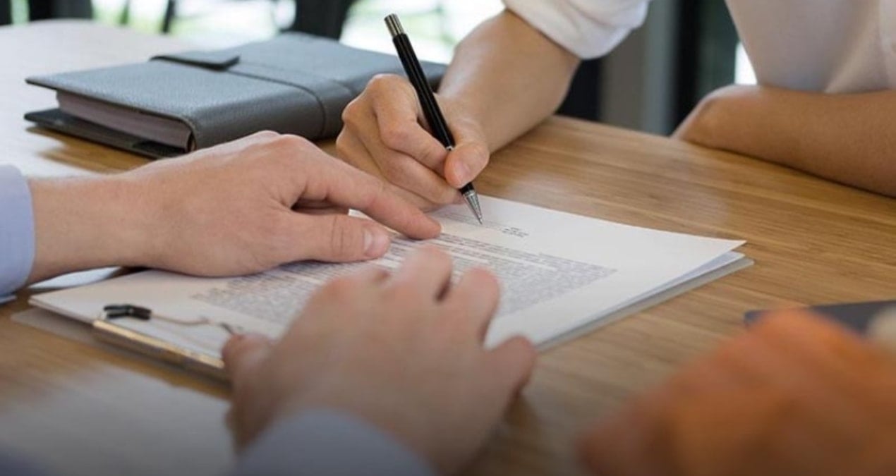 sozlesmesi bitmeden cikan kiraciya buyuk sok LaJMFS5J