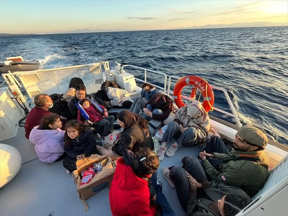 bodrum aciklarinda duzensiz gocmenler yakalandi TXNmFvHT.jpg