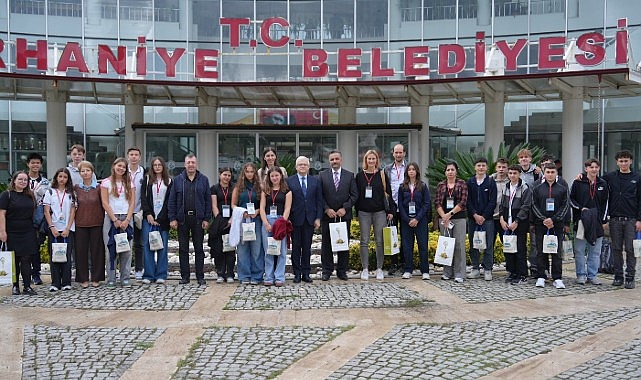 burhaniye kardes sehir hurthten gelen misafirlerini agirladi 9a6QXRz5