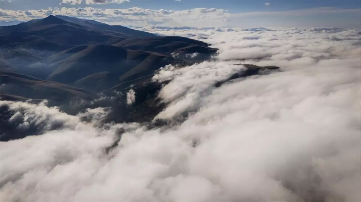 sultan murat yaylasinin sis manzarasi ziyaretcileri buyuluyor p6X2ufwm.jpg