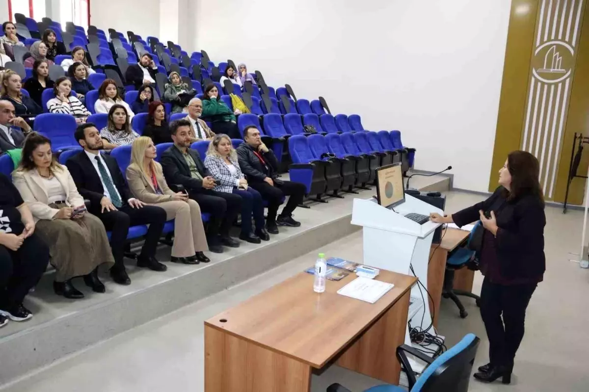 zonguldakta yenidogan canlandirma egitimi duzenlendi SqysRR2e.jpg