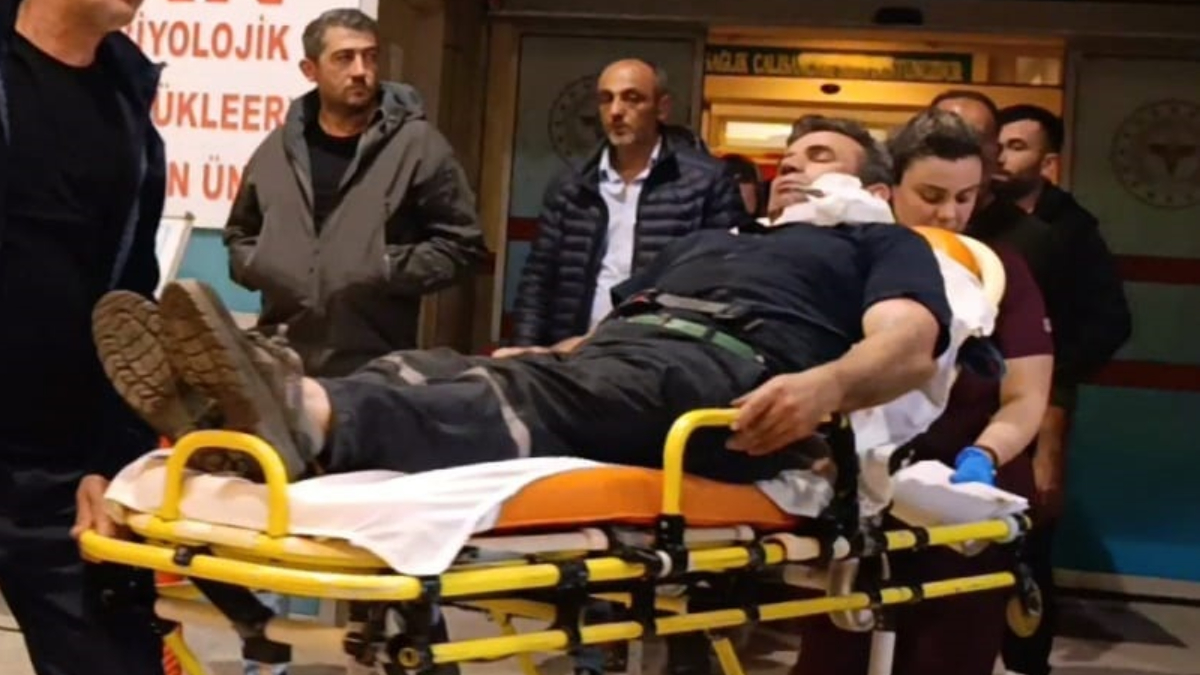 bursada romorkun kopan halat demiri bir kisinin yuzune saplandi mAslzUO6.jpg