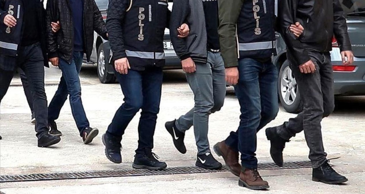 ‘Medeniyet’ kaçakçılarına operasyon! Binlerce tarihi eser ele geçirildi